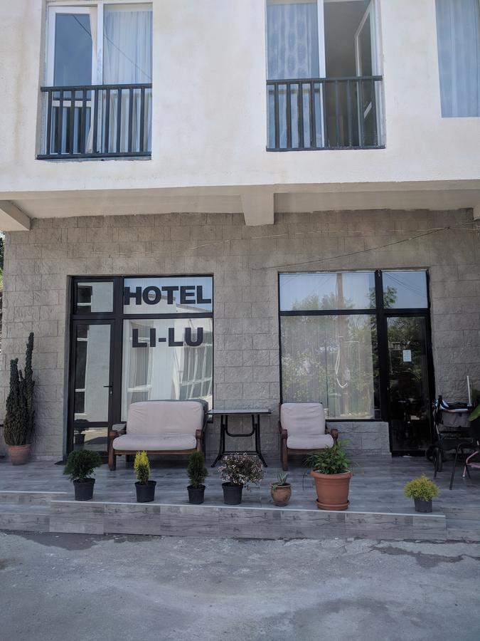Hotel Lilu Tiflis Exterior foto